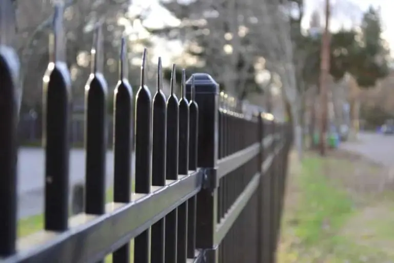 aluminum fence height
