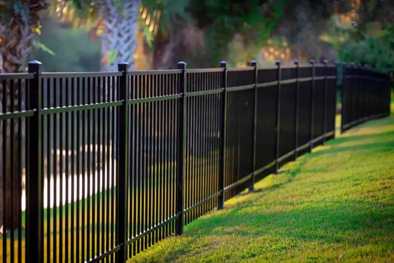 aluminum fence